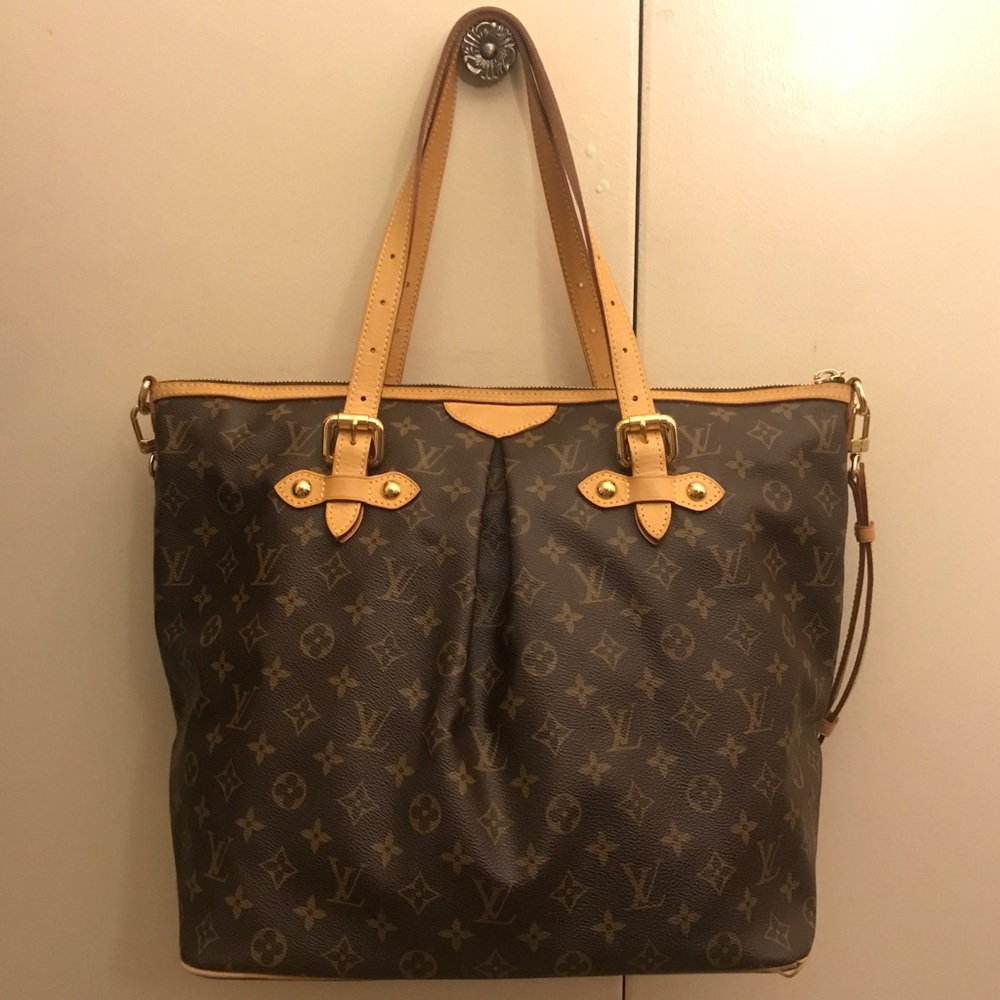 🎉 HOST PICK 🎉 LOUIS VUITTON MONOGRAM PALERMO BAG - Picture 2 of 8